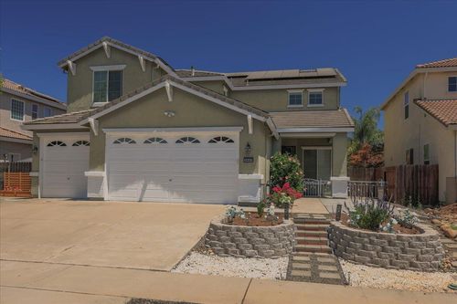 2047 Branding Iron Way, Plumas Lake, CA, 95961-9162 | Card Image