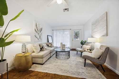 3201 Proswimmer St, Houston, TX, 77088-3125 | Card Image