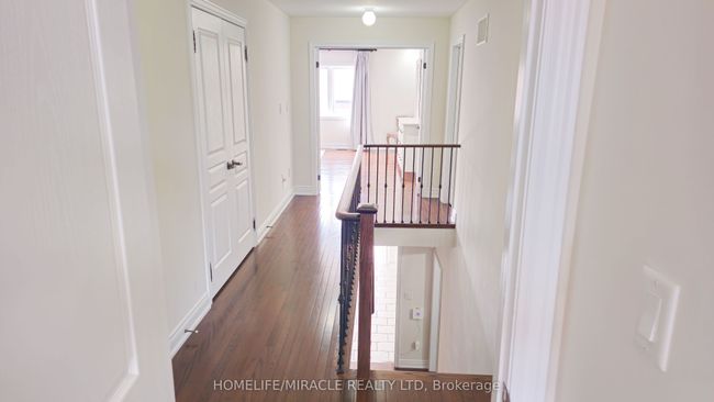 49 Lavallee Cres, House other with 6 bedrooms, 5 bathrooms and 4 parking in Brampton ON | Image 17