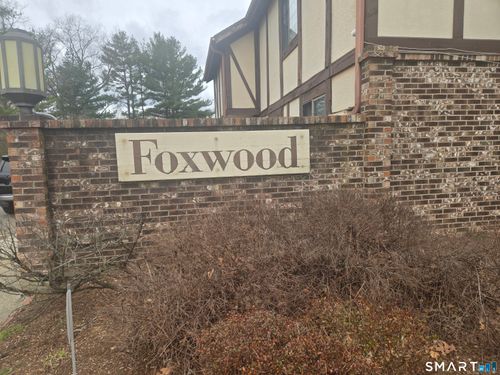 116-116 Foxwood Close, Milford, CT, 06461-2732 | Card Image