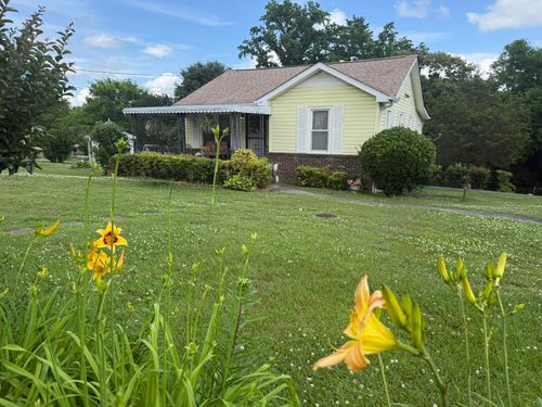 8 Elizabeth St, Rossville, GA, 30741-4059 | Card Image