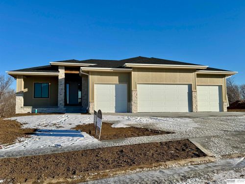 8958 Von St, Papillion, NE, 68046-5994 | Card Image