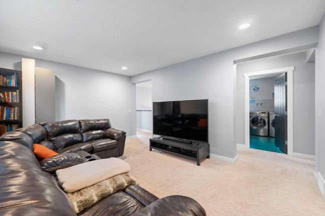 153 Marquis Point Se, Home with 4 bedrooms, 3 bathrooms and 4 parking in Calgary AB | Image 27