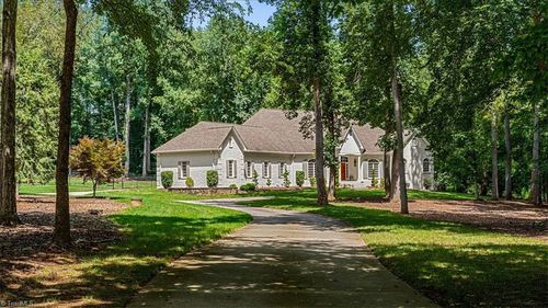 7987 Witty Rd, Summerfield, NC, 27358-9553 | Card Image