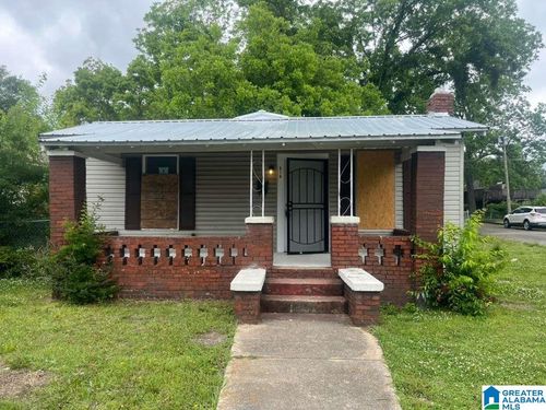 616 62nd St, FAIRFIELD, AL, 35064-1929 | Card Image