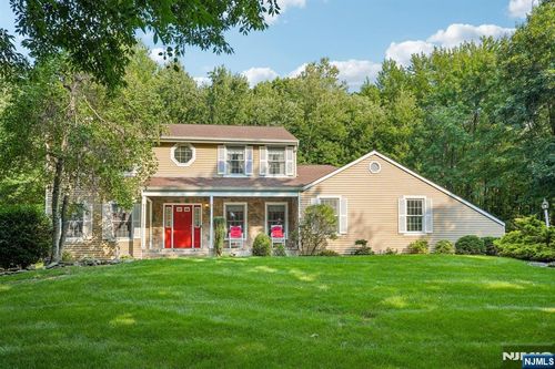 22 Eric Trail, Sussex, NJ, 07461 | Card Image