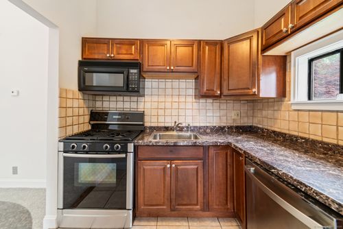 19-19 Keeler Close, Ridgefield, CT, 06877-3920 | Card Image