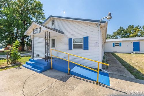 2217 Fair Street, Poplar Bluff, MO, 63901 | Card Image