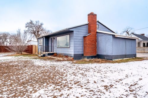220 S 200 E, Vernal, UT, 84078-3208 | Card Image
