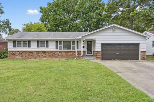 2345 S Hampton Ave, Springfield, MO, 65807-3021 | Card Image