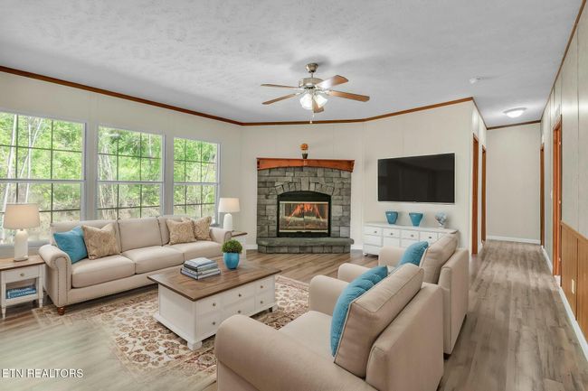 716 Byrd St, House other with 5 bedrooms, 3 bathrooms and null parking in Clinton TN | Image 11