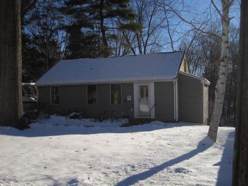 32 Woodman Rd, Durham, NH, 03824-2221 | Card Image