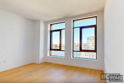 16e-480 Kent Ave, Brooklyn, NY, 11249-3562 | Card Image