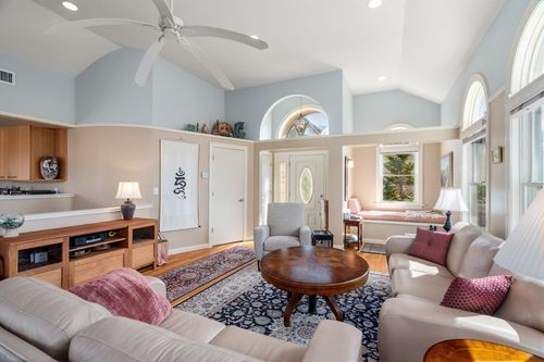 21-23 Marble Road, Gloucester, MA, 01930 | Card Image