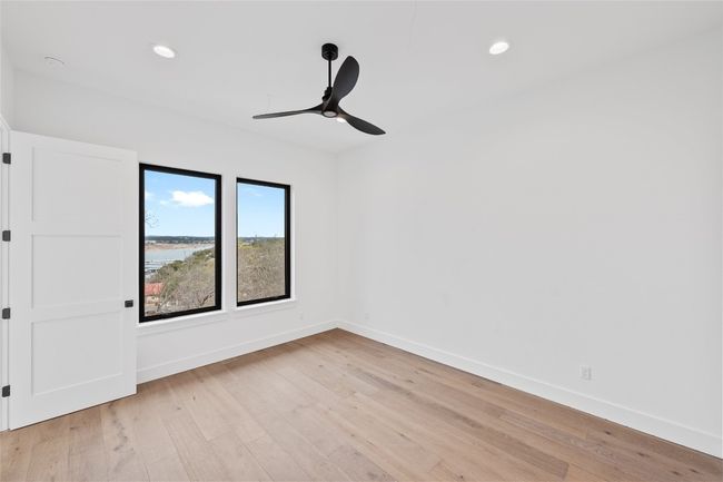 806 Sunfish St, House other with 4 bedrooms, 5 bathrooms and 4 parking in Lakeway TX | Image 19