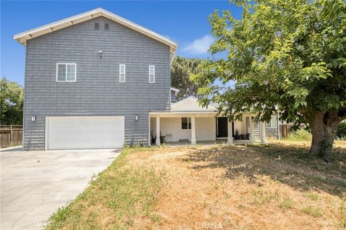 8140 Quartz Ave, Winnetka, CA, 91306-4337 | Card Image