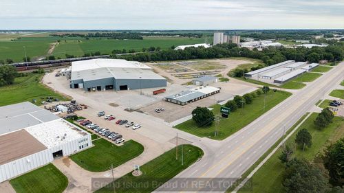 2928 E Hwy 30, Grand Island, NE, 68801 | Card Image