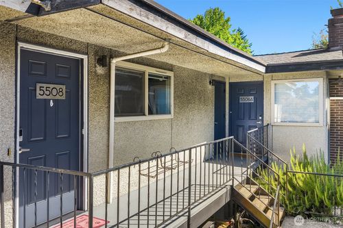 5506 7th Ave Nw, Seattle, WA, 98107-2727 | Card Image