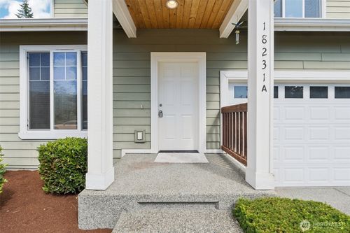 a-18231 2nd Pl W, Bothell, WA, 98012-6263 | Card Image