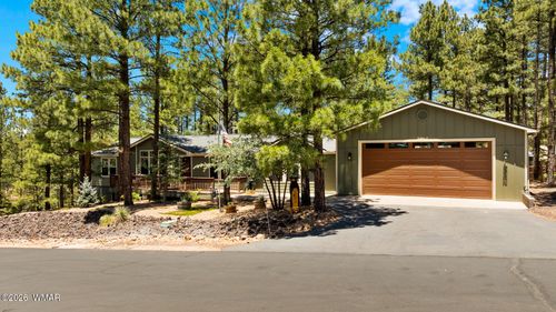 2300 W Hacienda Way, Show Low, AZ, 85901-2804 | Card Image