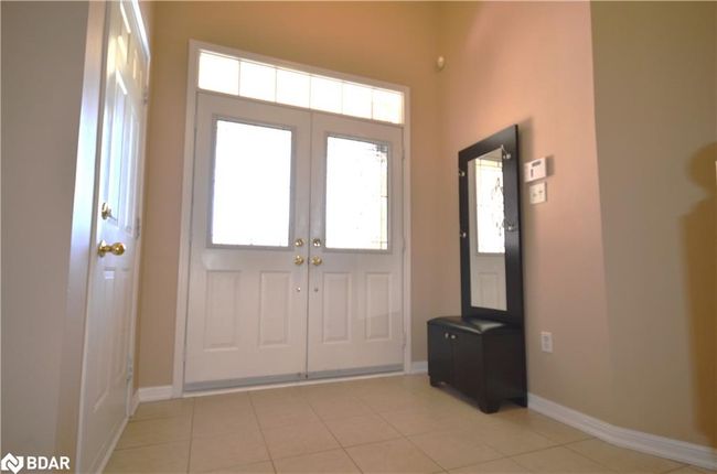 21 Red Pine Cres, House other with 2 bedrooms, 2 bathrooms and 6 parking in Wasaga Beach ON | Image 5