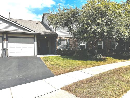 unit-b-1104 Yorkshire Ct, Elgin, IL, 60120-7117 | Card Image