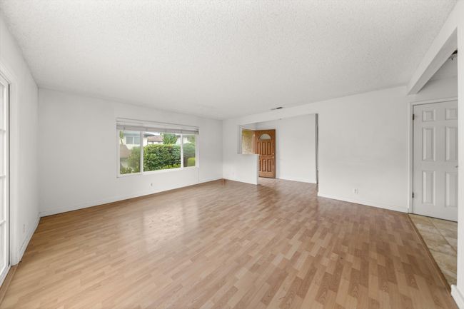 A - 409 Northgate Dr, Condo with 3 bedrooms, 2 bathrooms and null parking in Goleta CA | Image 12
