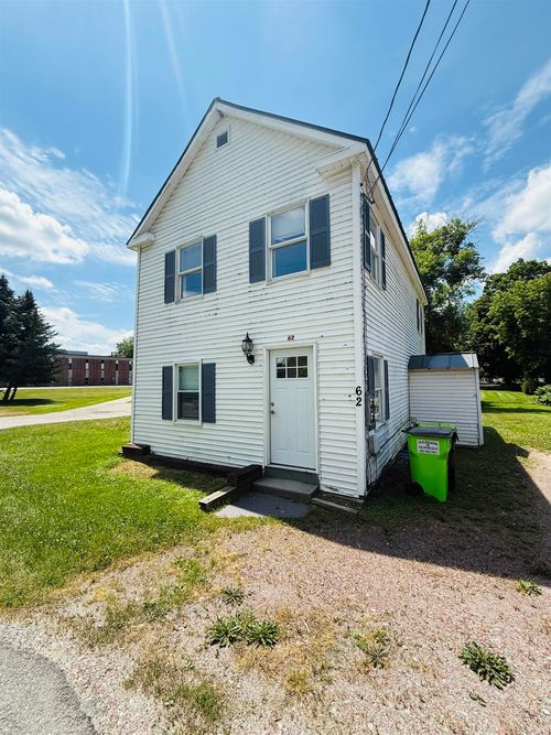 62 Elm St, Castleton, VT, 05735-4483 | Card Image
