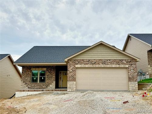 8084 Villa Valley Ln, Caseyville, IL, 62232-1147 | Card Image