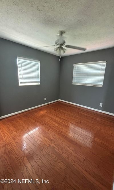 2959 E Loran Drive, House other with 3 bedrooms, 2 bathrooms and null parking in Jacksonville FL | Image 3