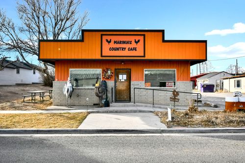 289 N Main St, Loa, UT, 84747-7766 | Card Image