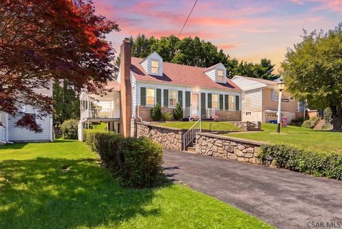 93 Violet St, Johnstown, PA, 15905-3167 | Card Image