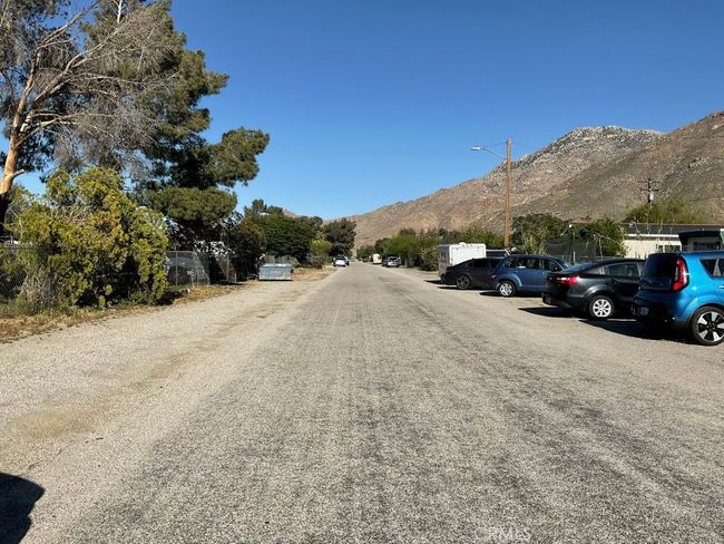 51820 Date Ave, House other with 2 bedrooms, 1 bathrooms and null parking in Cabazon CA | Image 6