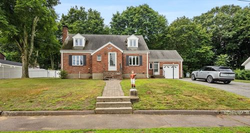 114 Parker Rd, Wakefield, MA, 01880-1407 | Card Image