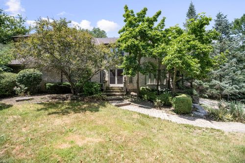 4 Keri Ln, Burr Ridge, IL, 60527-6865 | Card Image