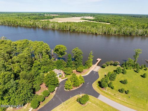 421 Riversound Dr, Edenton, NC, 27932-6000 | Card Image