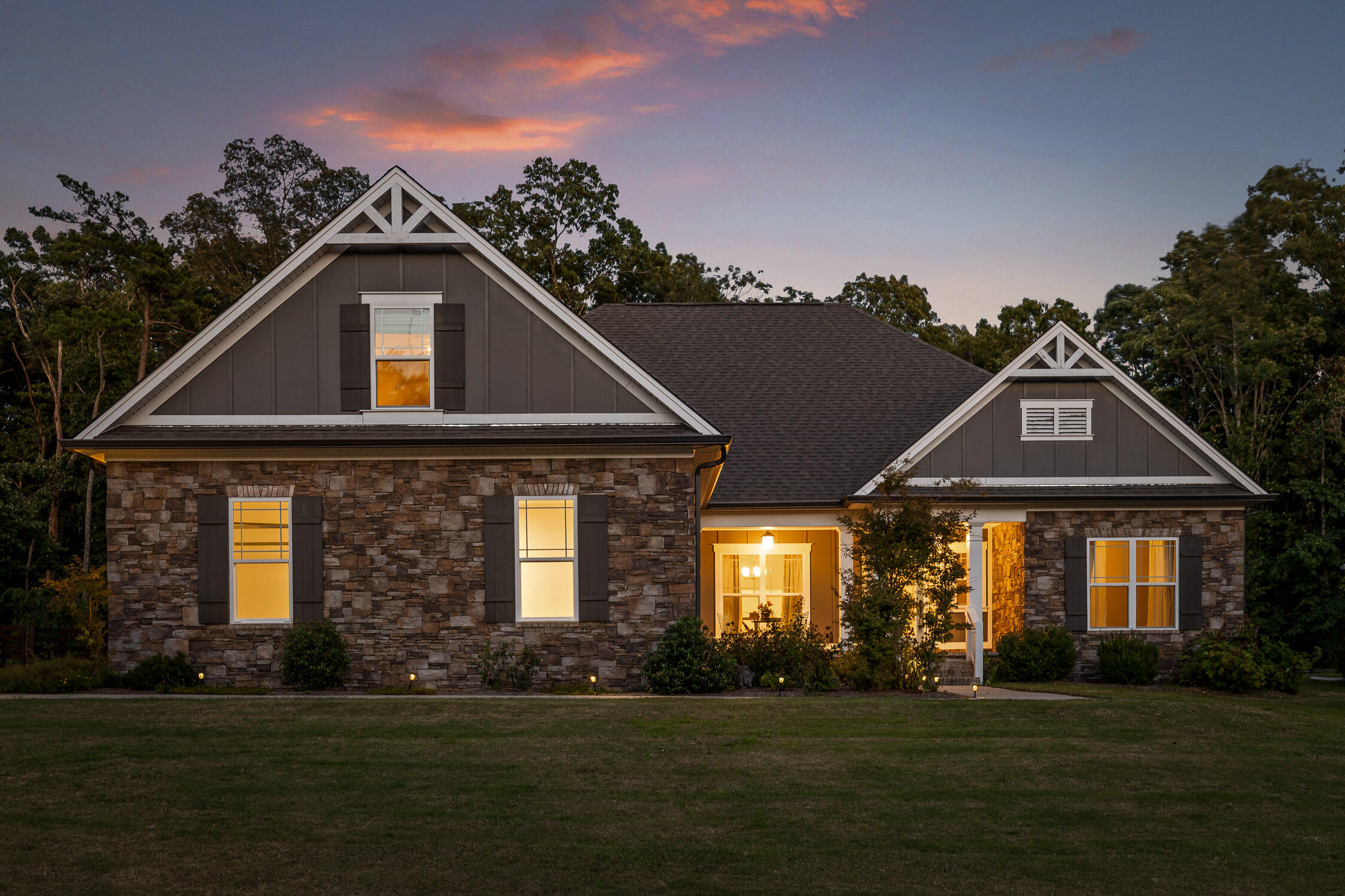 Blackstone Dr, Signal Mountain, TN 37377 #1