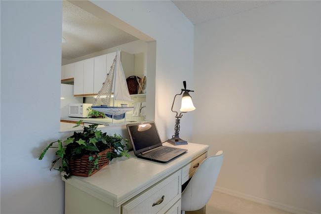 6110 - 6110 River Run Dr, House attached with 2 bedrooms, 2 bathrooms and null parking in Sebastian FL | Image 8