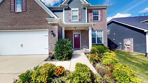 551 Montrose Dr, Mount Juliet, TN, 37122-1011 | Card Image