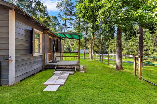 126 Pine Rdg, Onalaska, TX, 77360-6033 | Card Image