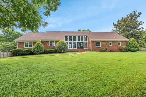 301 Brandywine Dr, Old Hickory, TN, 37138-2105 | Card Image