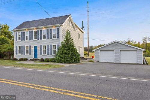 418 Jacobstown Cookstown Rd, Wrightstown, NJ, 08562-1608 | Card Image