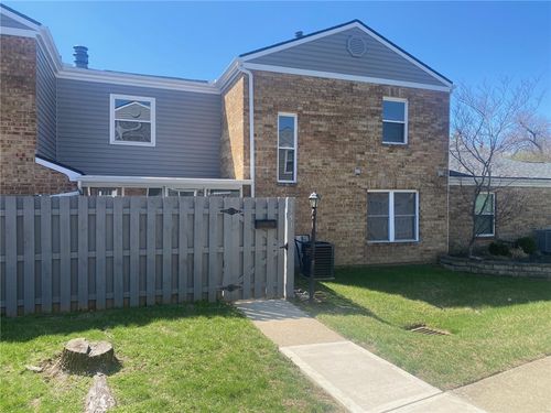 5551 Hummock Rd, Dayton, OH, 45426-1403 | Card Image