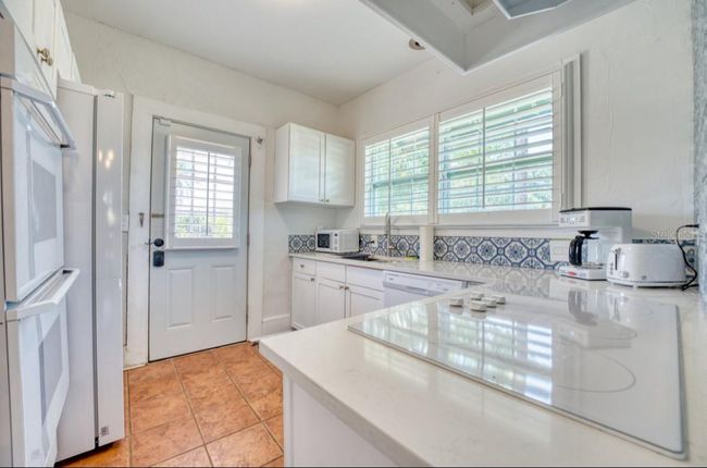 2002 Central Ave, House other with 2 bedrooms, 1 bathrooms and null parking in Sarasota FL | Image 20
