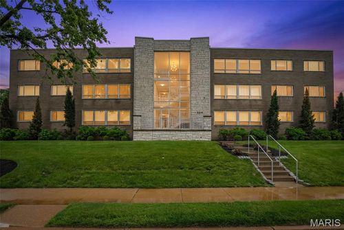 2d-520 S Brentwood Blvd, Clayton, MO, 63105-2554 | Card Image