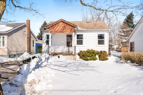 7 Dunkirk Ave, Kingston, ON, K7K2H3 | Card Image