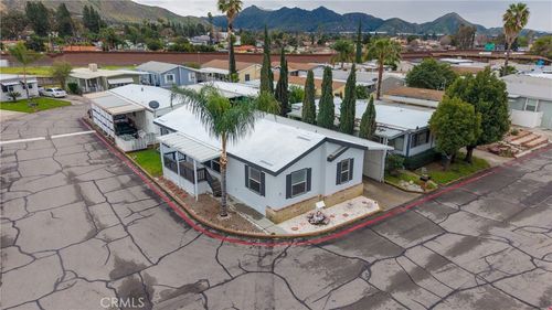 22111 Newport, Riverside, CA, 92313 | Card Image