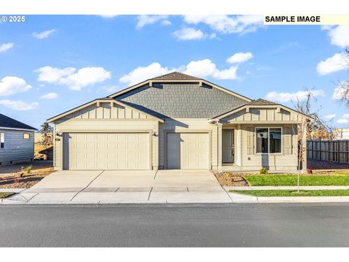 867 Ne Laurel Springs Dr, Hermiston, OR, 97838 | Card Image