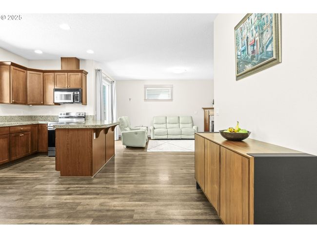 16459 Se Siri Loop, House other with 3 bedrooms, 3 bathrooms and 2 parking in Damascus OR | Image 8