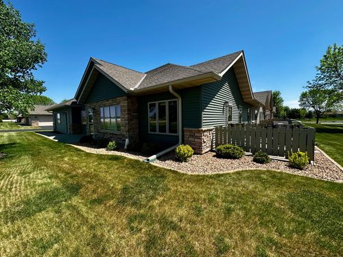 11-1636 Thunderbird Road, Marshall, MN, 56258 | Card Image